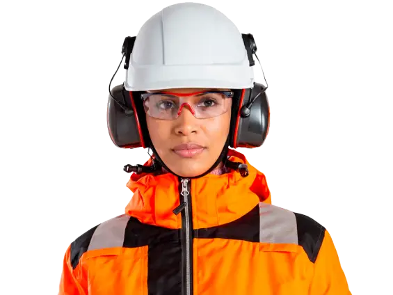 Trabajador con casco